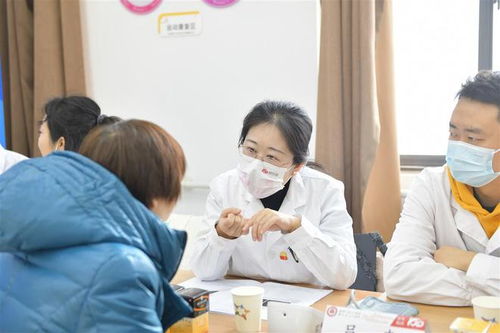 紅色醫療小分隊再出發 黨員專家進社區，守護居民健康